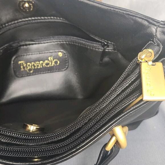 Vintage Tignanello Shoulder Bag Black Smooth All Leather Gold Ring Accents Chic - Picture 8 of 9